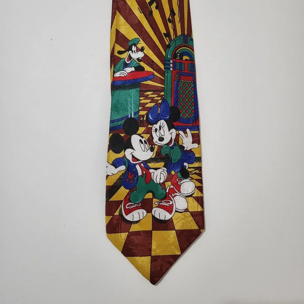 Disney Vintage Mickey Mouse & Minnie Mouse Dancing Music Jukebox Men's Neck‎ Tie
